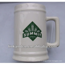 Haonai a exporté une tasse de bière en céramique blanche de 23 oz avec logo